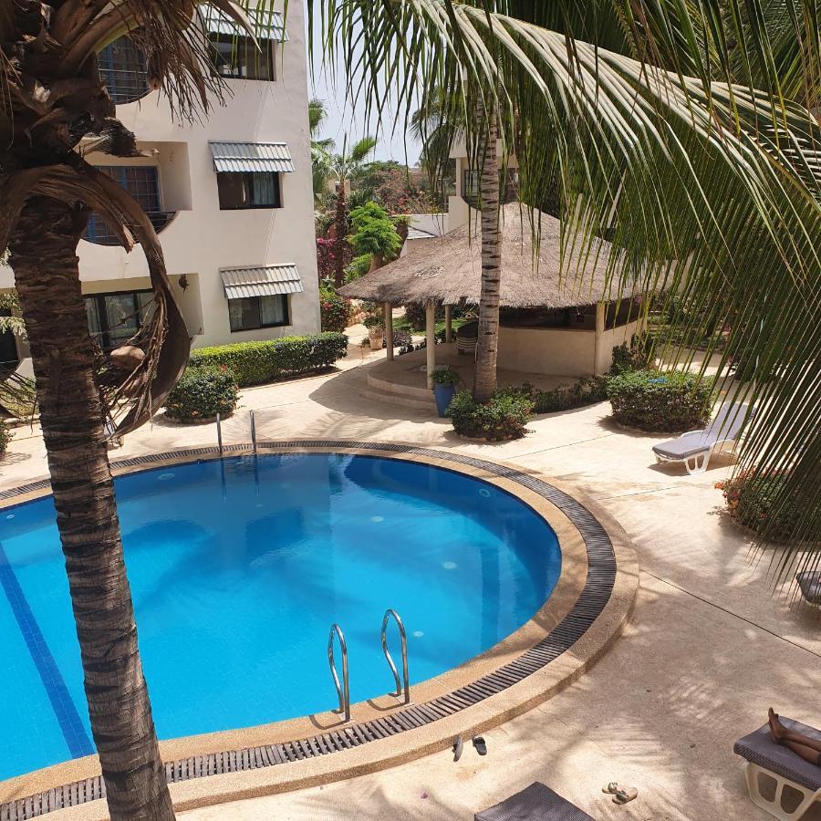 Superbe Appartement Avec Piscine, Proche Centre Ville, Restaurant, Mer Saly Dış mekan fotoğraf
